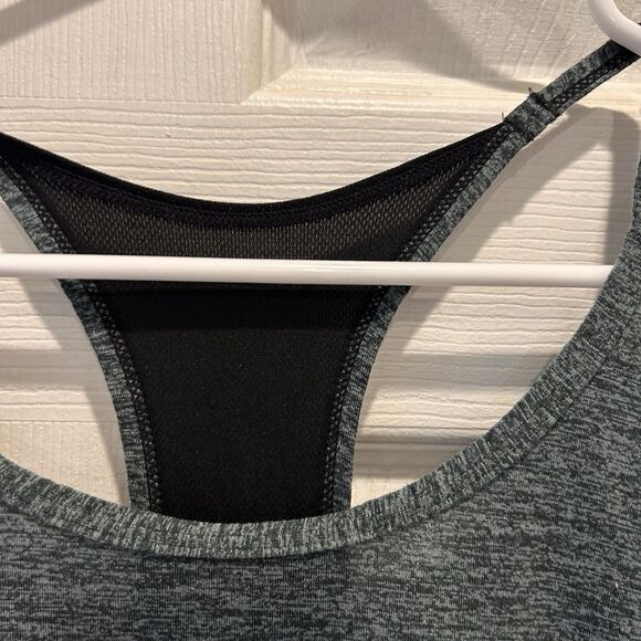 Nike Dri Fit Layered Tank Top Womens Size Large Gray Workout Hiking - Picture 4 of 8